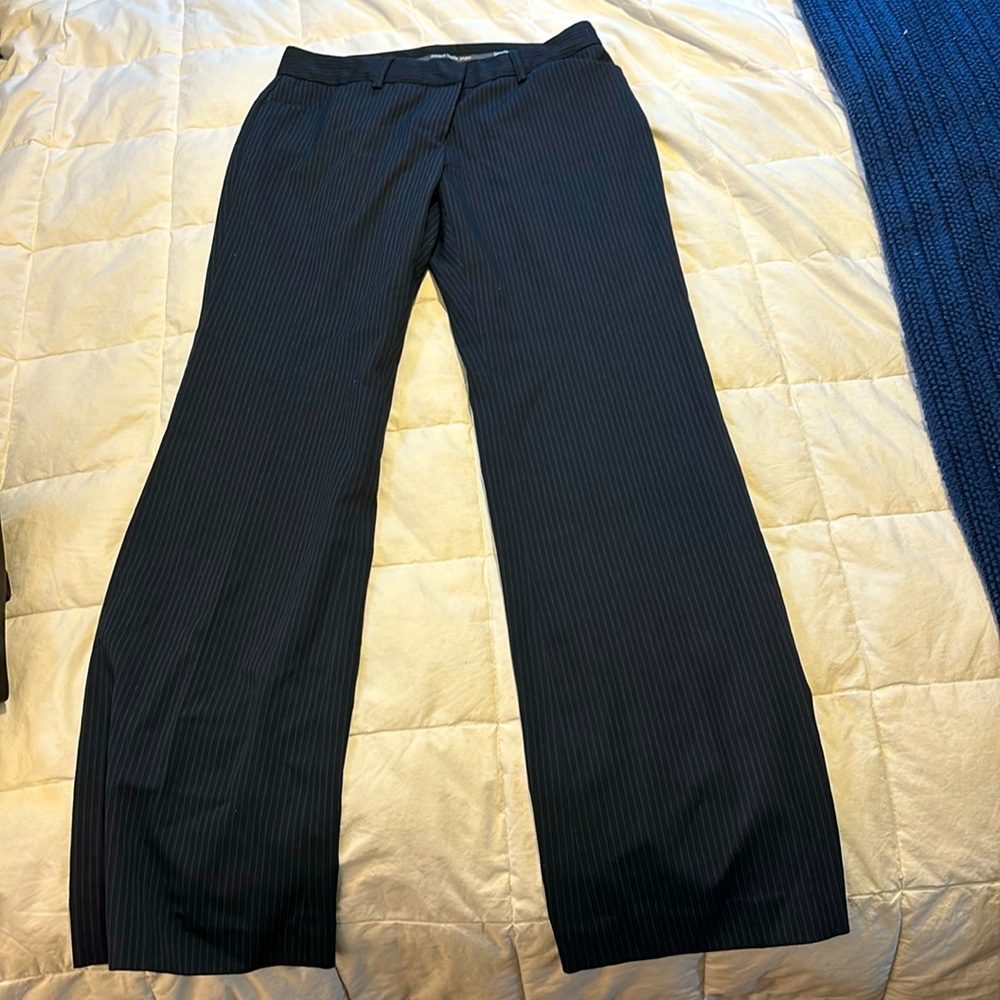 Express Navy trouser pants Size 4 31”inseam slightly flared on bottom.